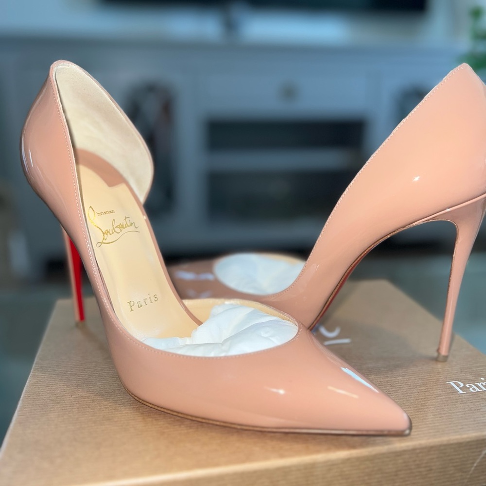 Christian Louboutin Iriza Pumps, Nude Patent Leather 41.5